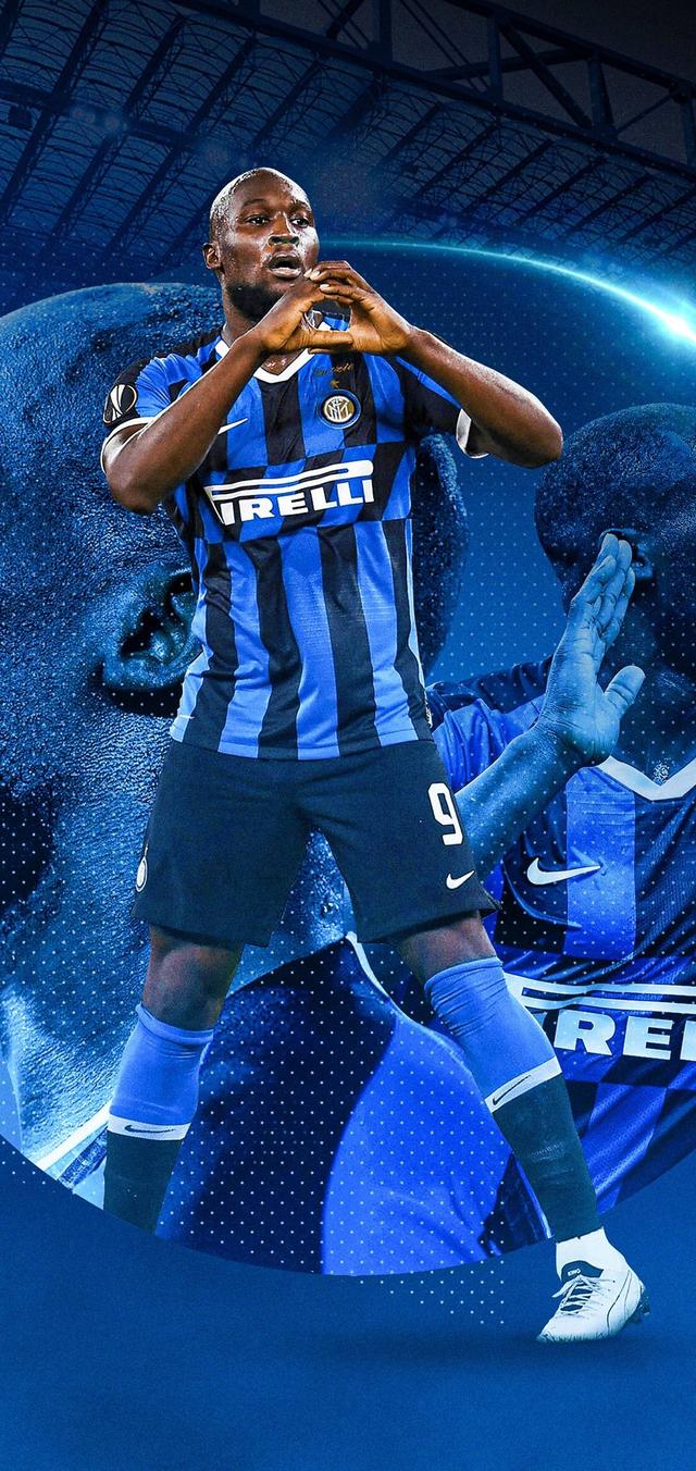 包含欧锦赛回归，球迷热议卢卡库的表现的词条