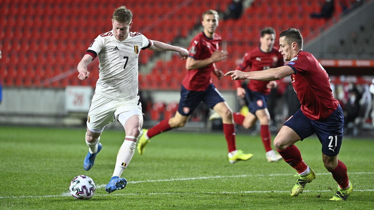 比利时客场1-1战平捷克，小组领先优势隐现的简单介绍