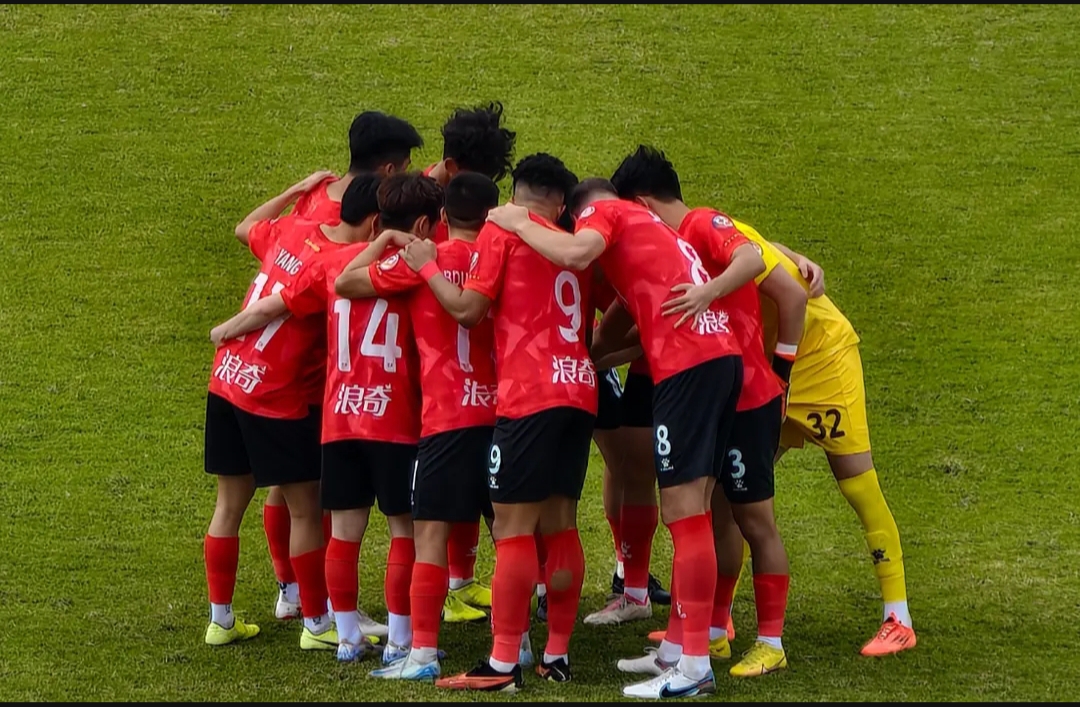 广州富力坚守主场，展现团队实力