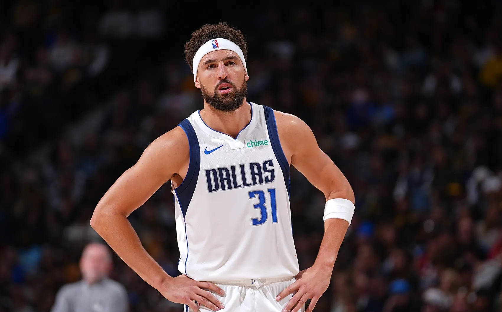 76人内线为首表现出色，汤普森展现生涯最好神态的简单介绍