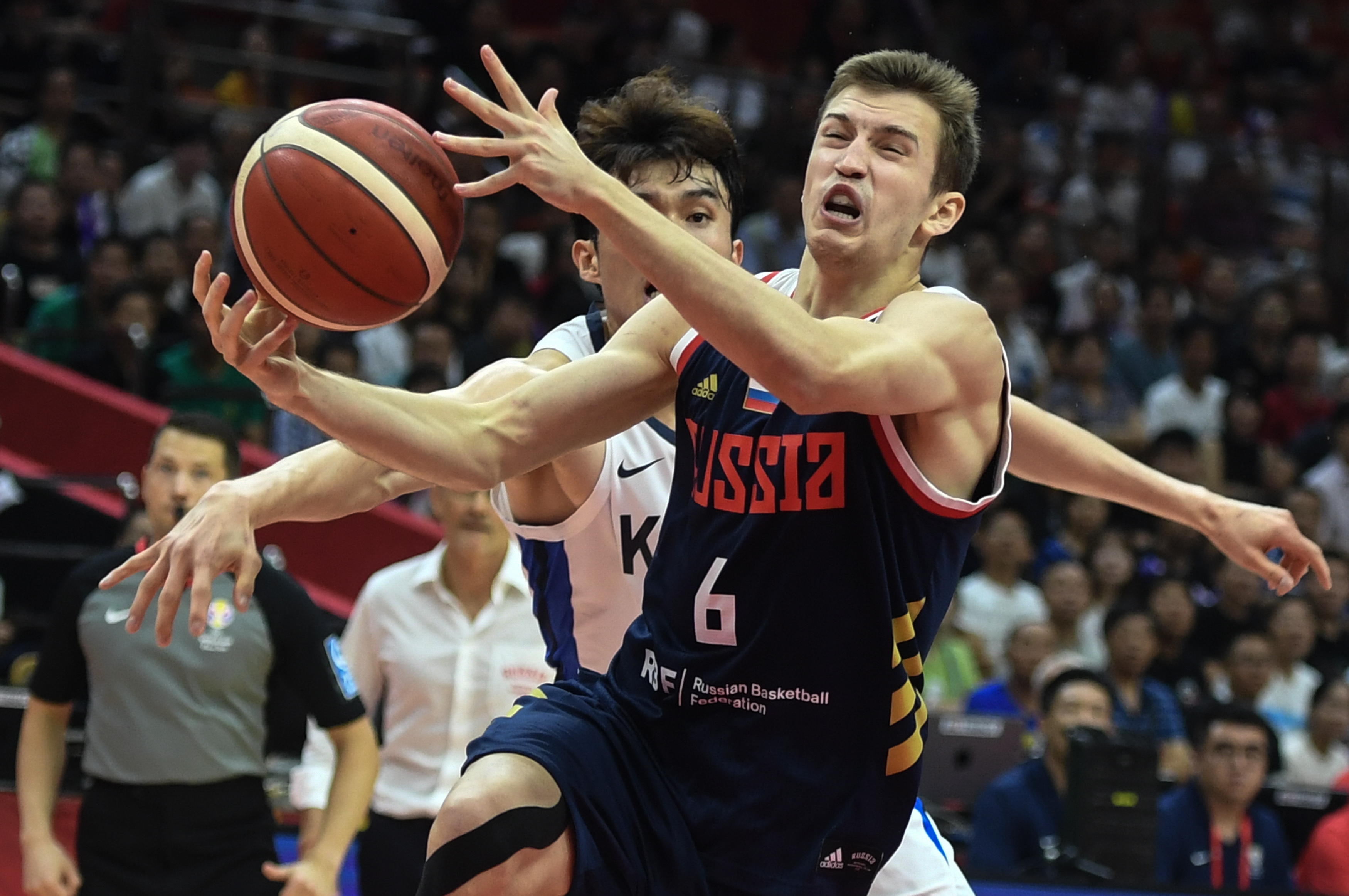 三人篮球：俄罗斯队实现逆转的简单介绍