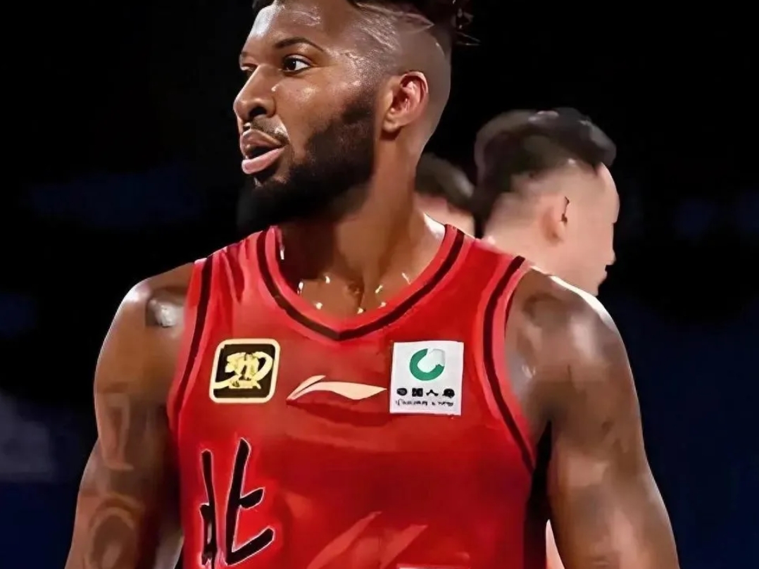 输球战术调整不利，球员心态波动的简单介绍