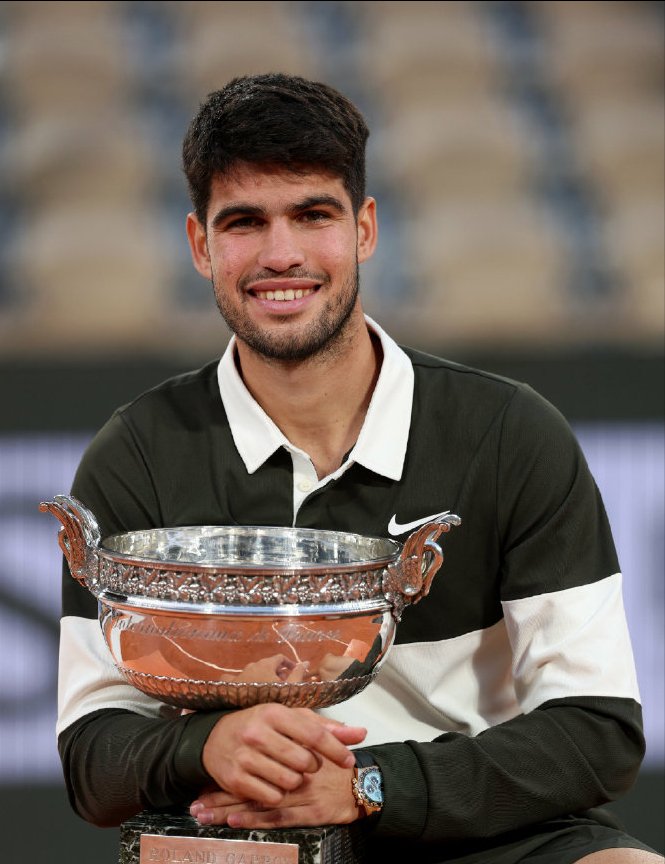 关于ATP总决赛力克法网，阿尔卡拉斯惊艳四座的信息