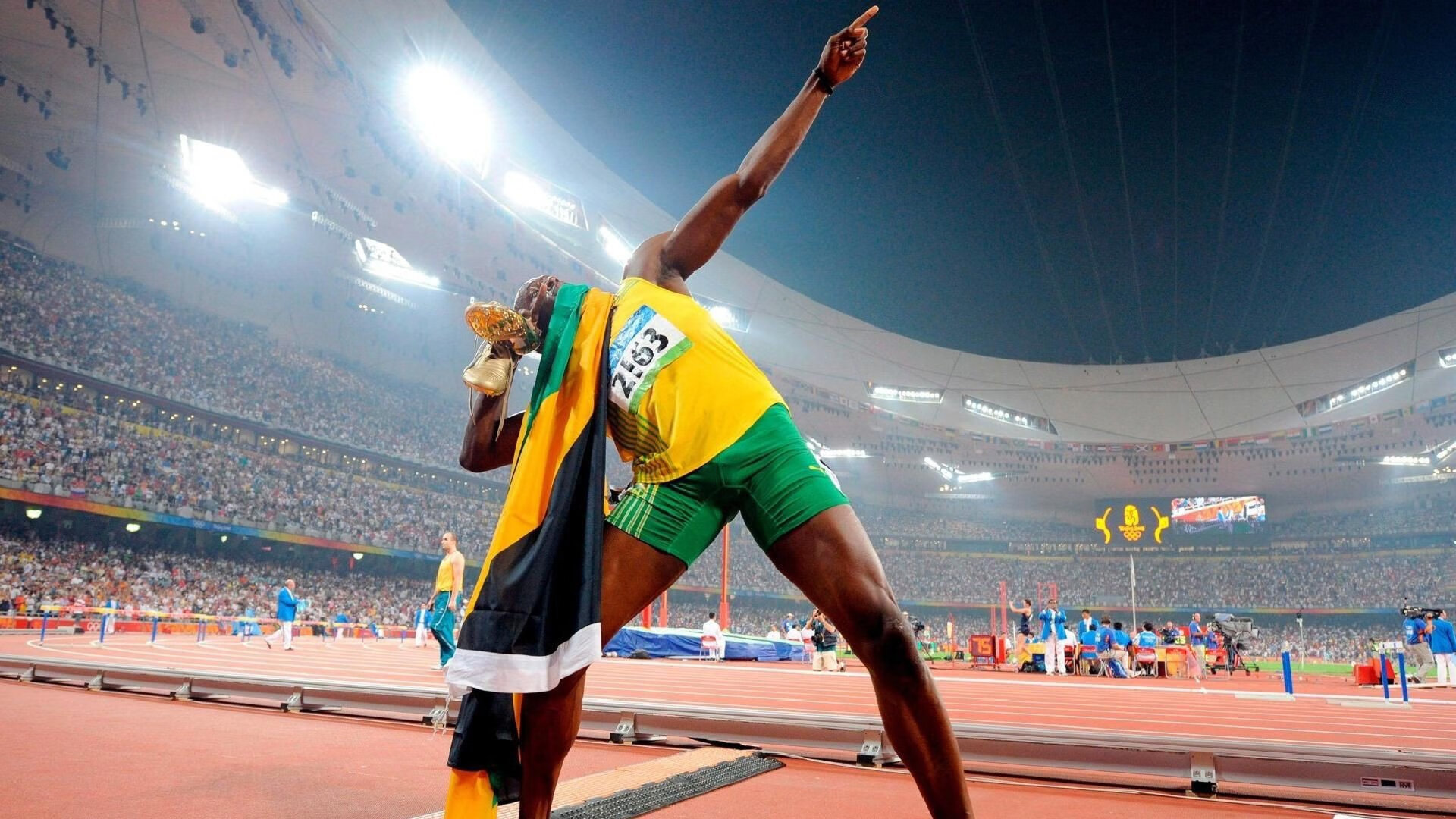 奥纳纳的巨人舞台,哥伦比亚式强硬如何终结拜仁王朝