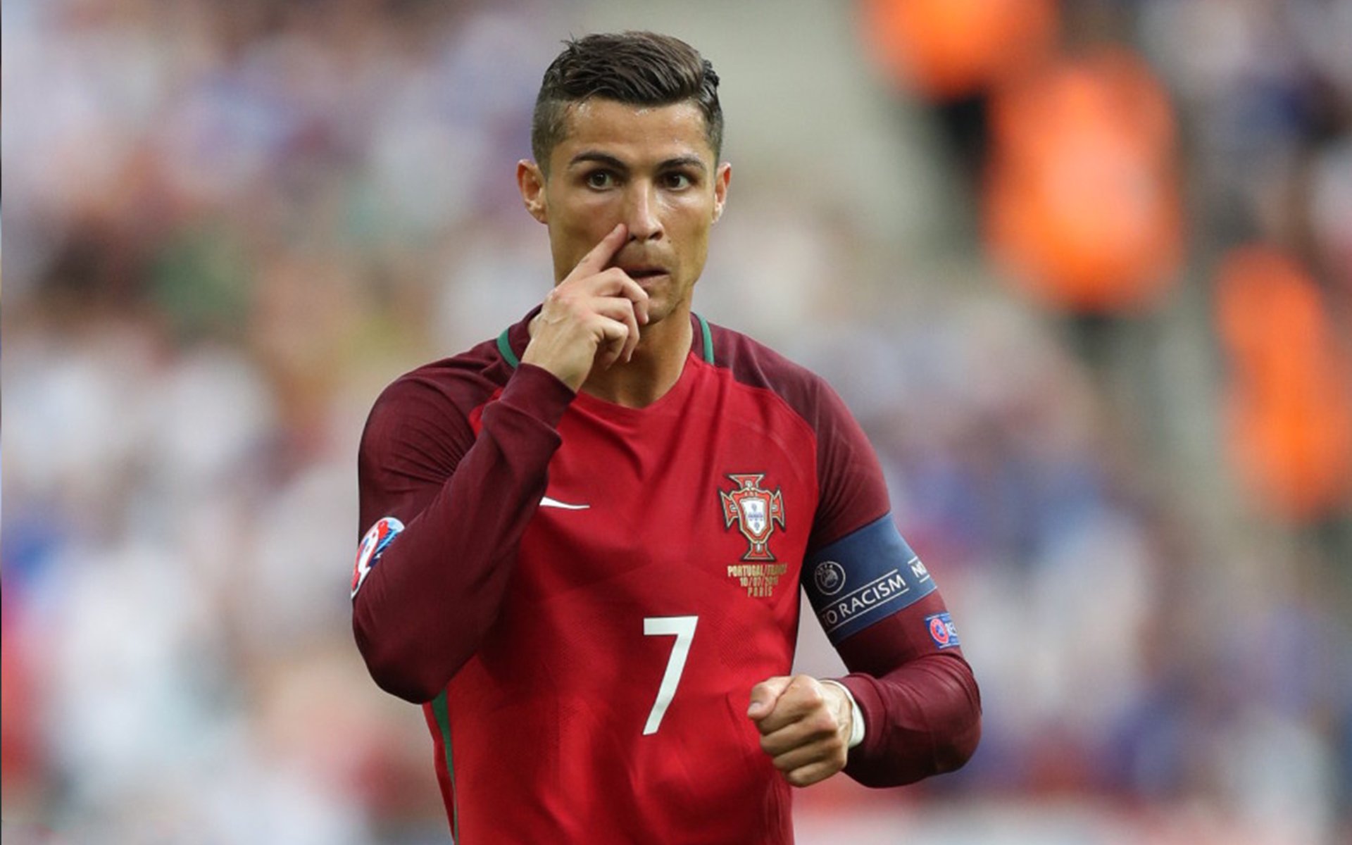 西决生死夜，阿坎吉一球定乾坤，足球场上的绝境之光